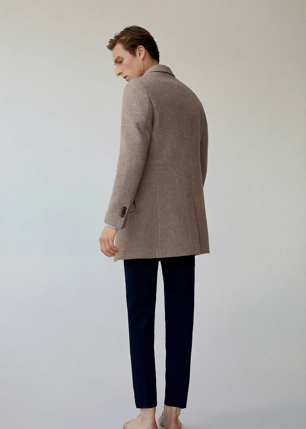 XH26AW2096 mens camel wool coat model back view - AI generated