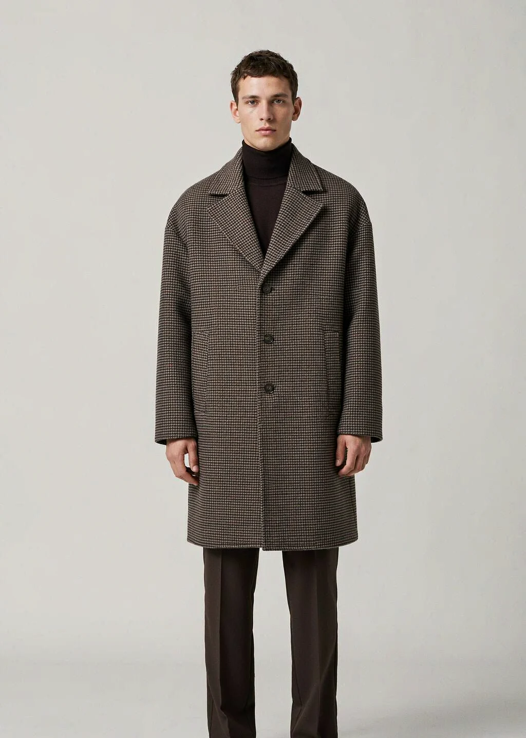 XH26AW2104 mens brown houndstooth wool coat model front view - AI generated