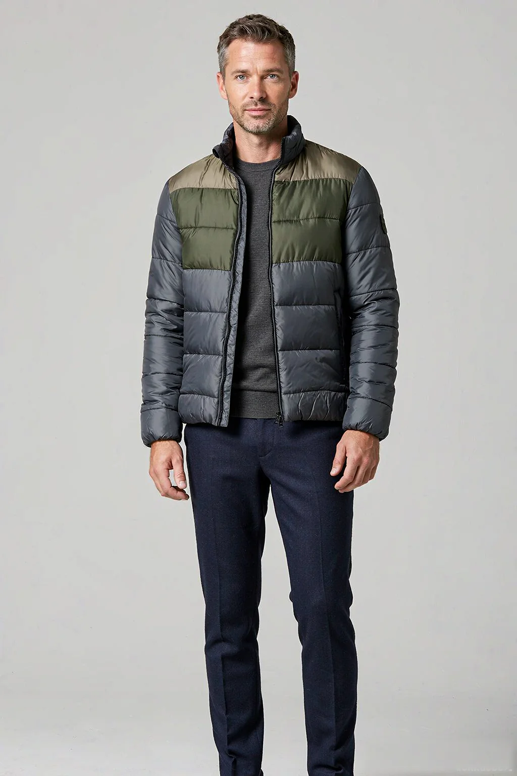 0459 jacket on model