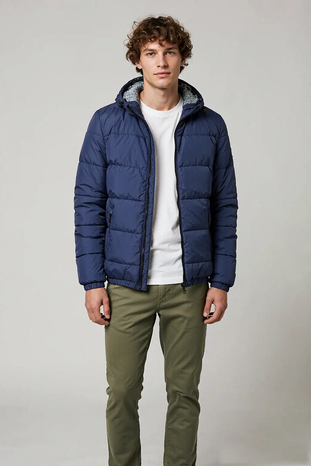 0462 jacket on model