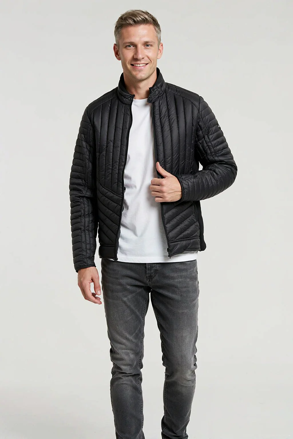 0469 jacket on model