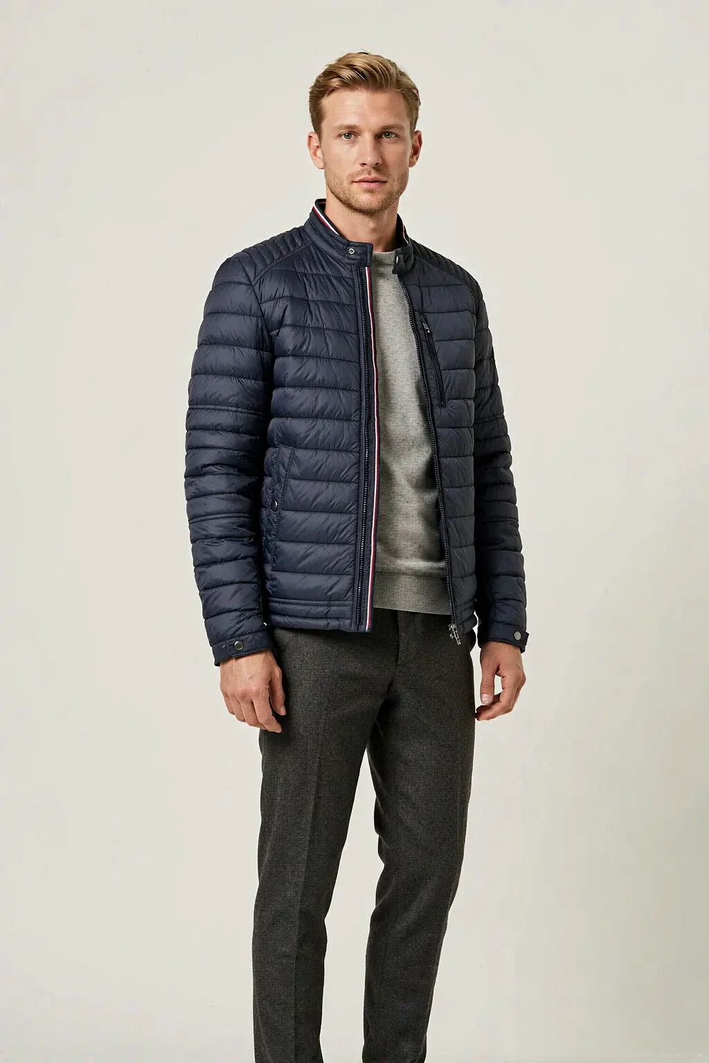 0476 jacket on model