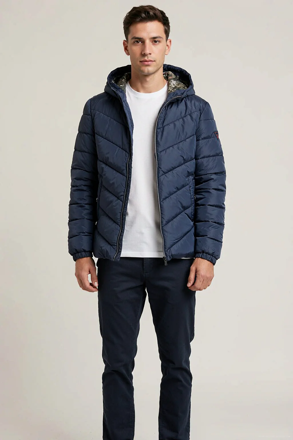 0477 jacket on model